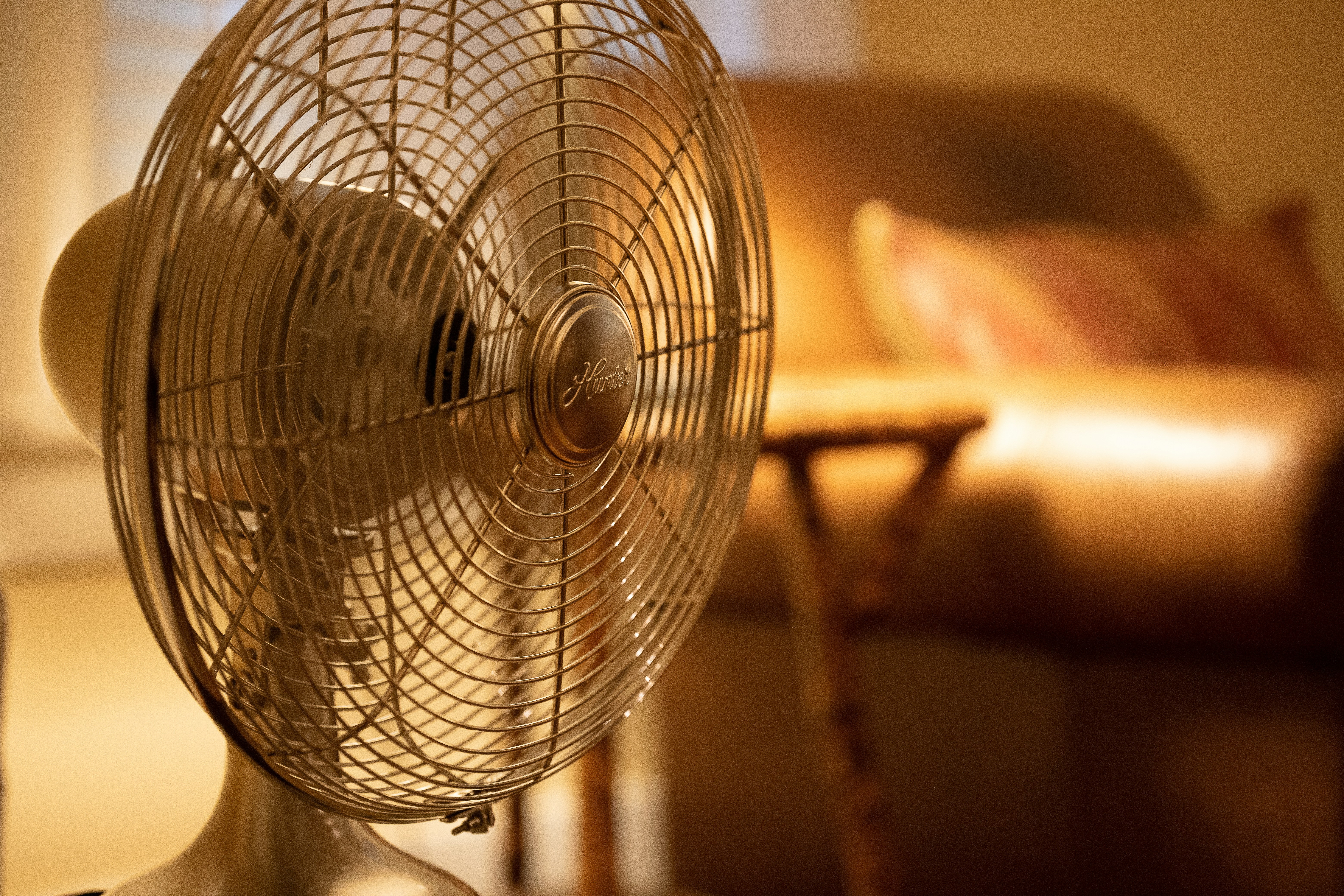 Super El Niño: ventilador ou ar-condicionado? Especialista aponta melhor opção