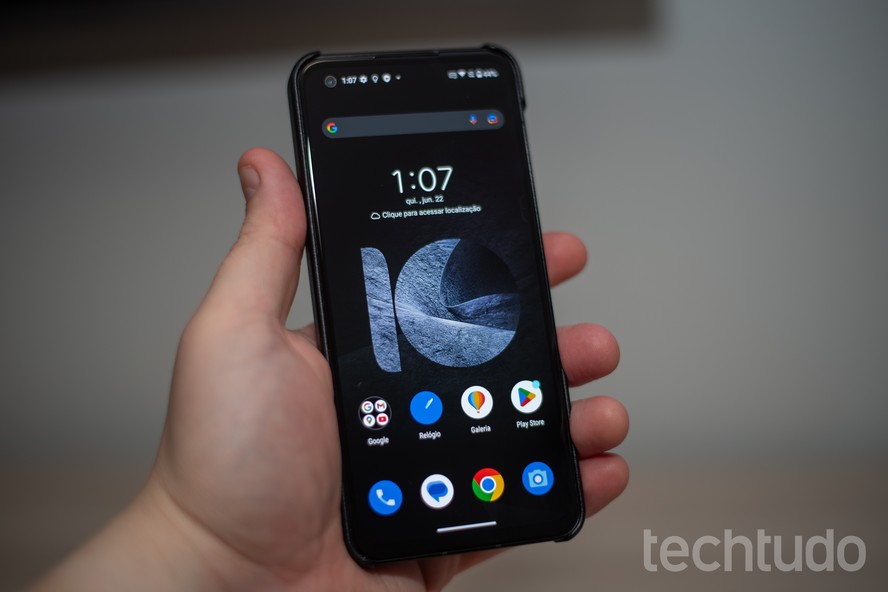 Asus Zenfone 10 tem tela de 5,9 polegadas