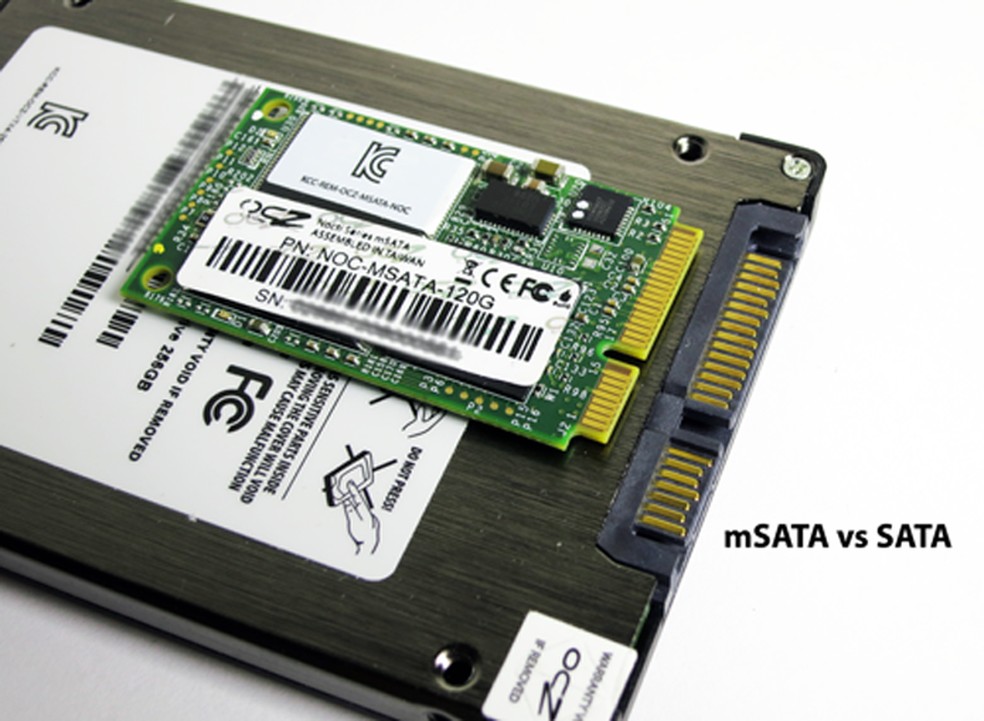 Imagem compara dois SSDs: SATA (maior) e mSATA da OCZ (Foto: Divulgação/OCZ) — Foto: TechTudo