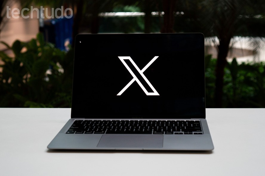 X (Twitter) votou a funcionar após mudança em provedor de rede