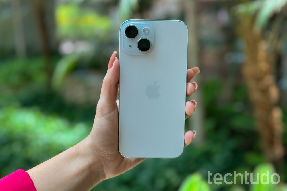 Quanto custa um iPhone 15 em 2025? Veja histórico de preço e se vale a pena
