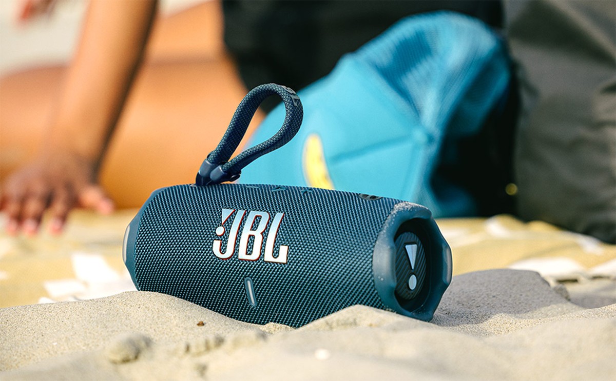 JBL Charge 6 está mais barata antes da Black Friday 2025; veja oferta