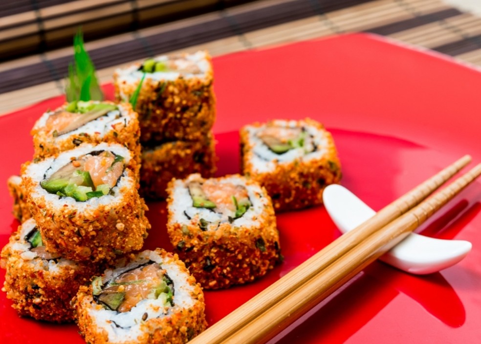 Guardar comida japonesa na geladeira é perigoso — Foto: Reprodução/Marmitex de sucesso