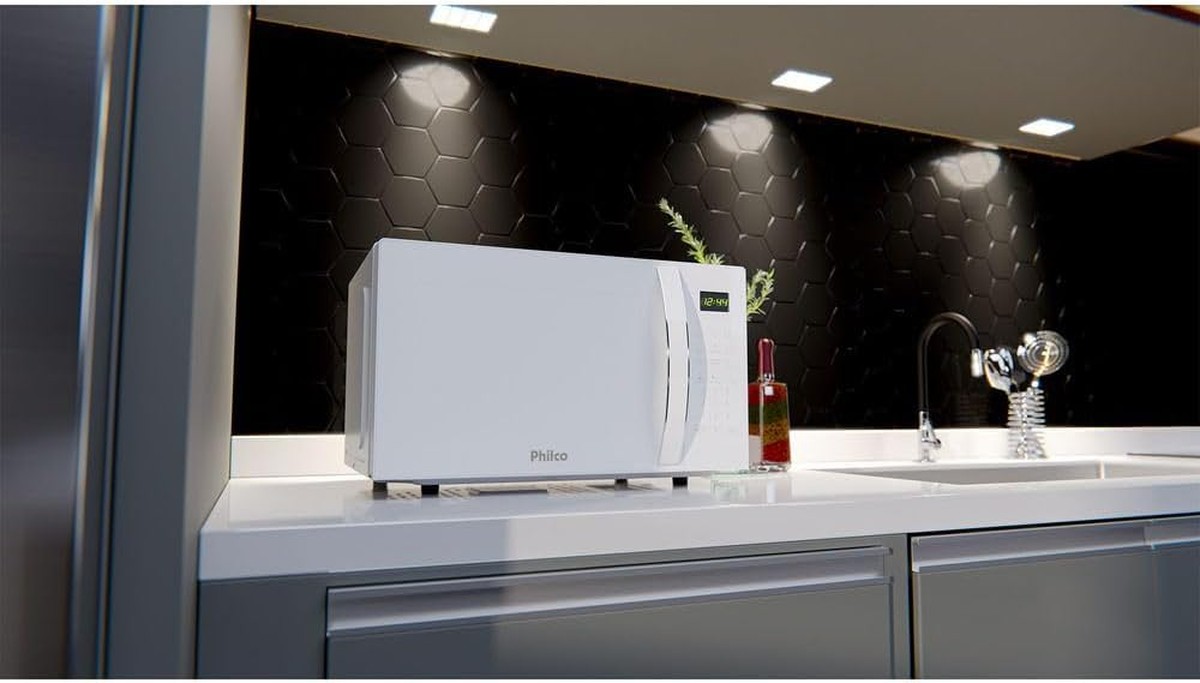6 micro-ondas em promoção de marcas como Philco, Brastemp, LG e mais