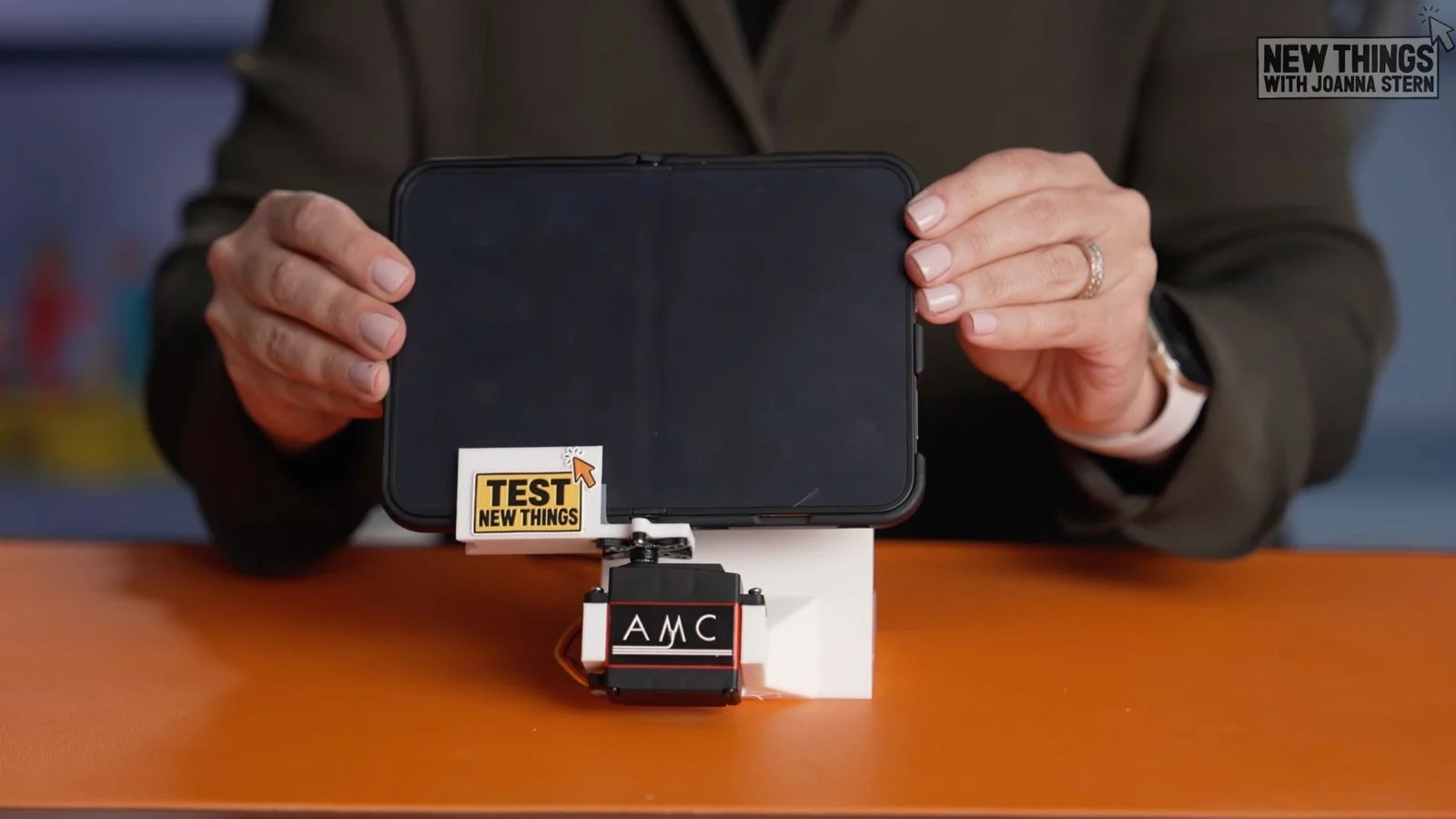 iPhone Duo passa por teste extremo de ate 32 mil dobras; confira resultado