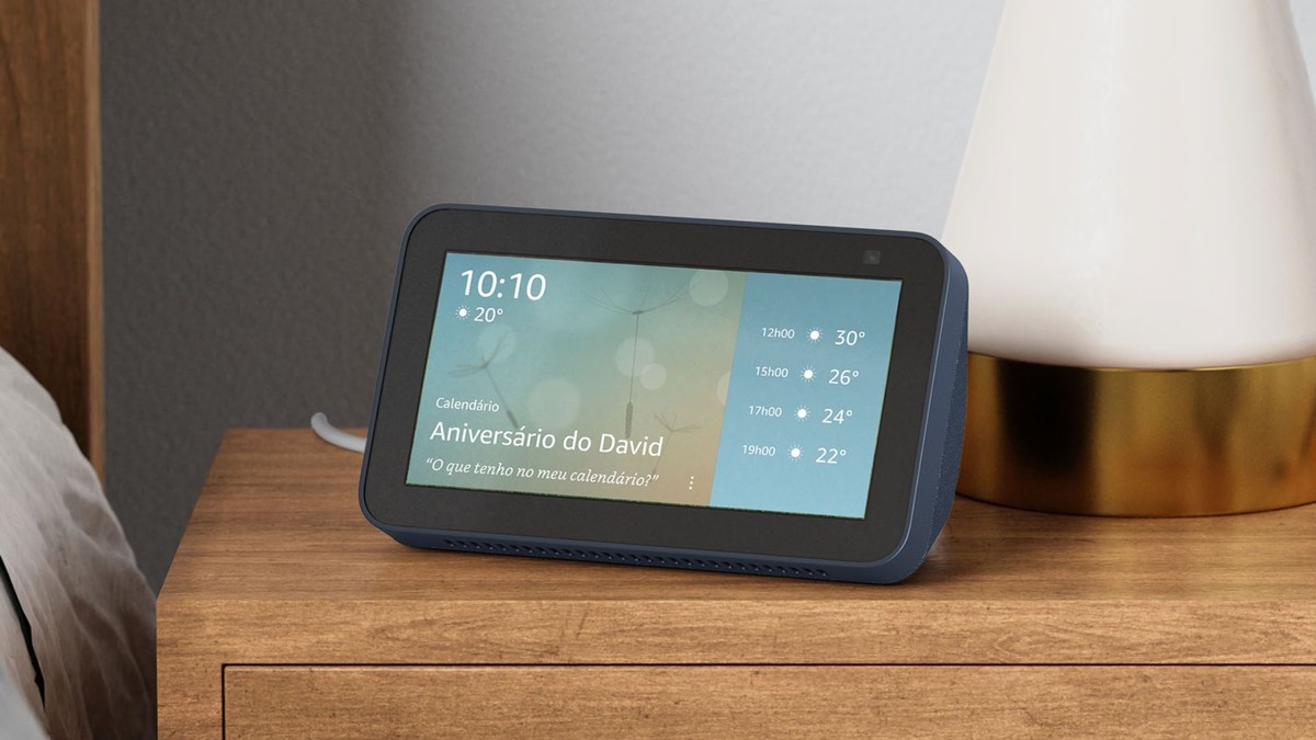 Echo Show 5 pelo menor preço do ano: Alexa tem até câmera de segurança