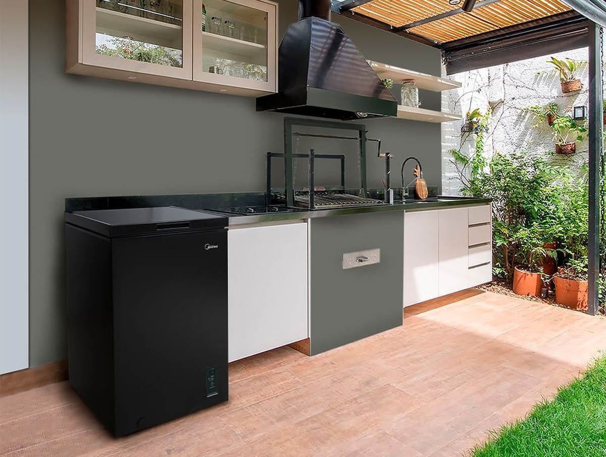 Freezer da Midea: 5 itens com tamanhos variados que vão te surpreender
