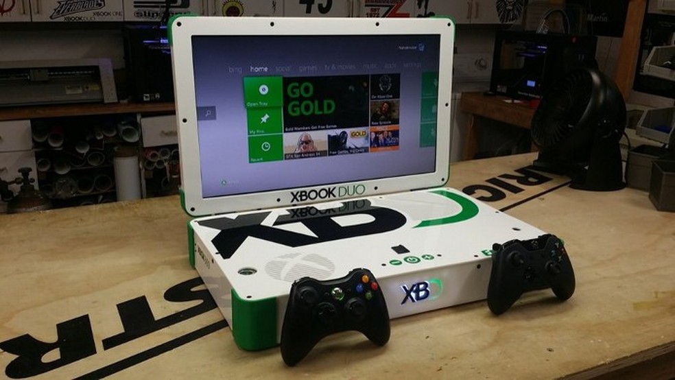 Alguém transformou o Xbox One S em um notebook portátil para jogar