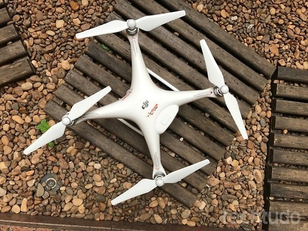 Phantom 4 wind clearance