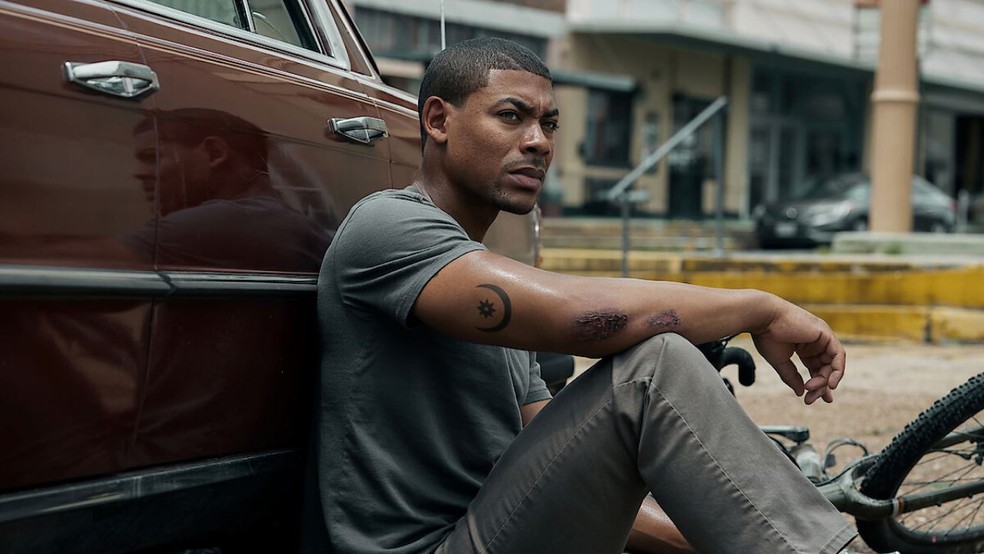 O thriller policial Rebel Ridge é estrelado pelo ator inglês Aaron Pierre — Foto: Divulgação/Netflix