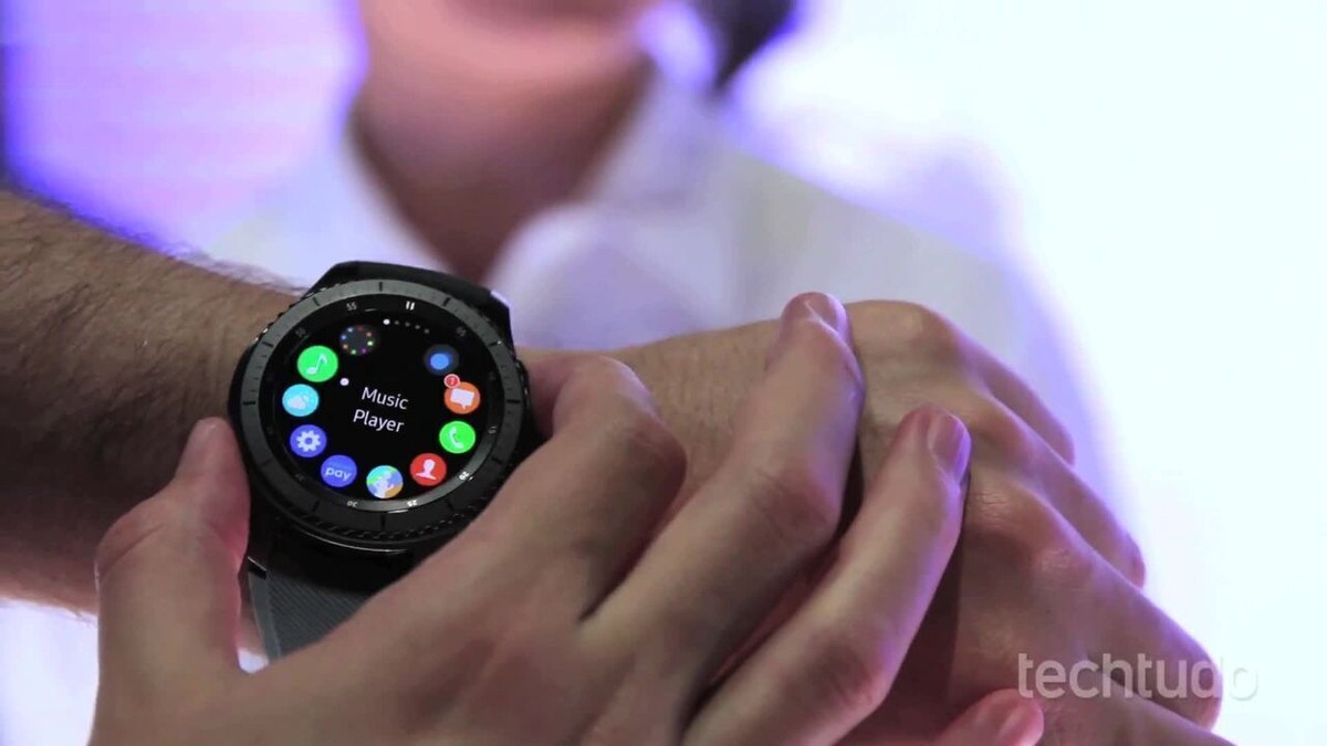 Até que não demorou! Samsung conserta problema no app do Galaxy Watch e  Gear S3 