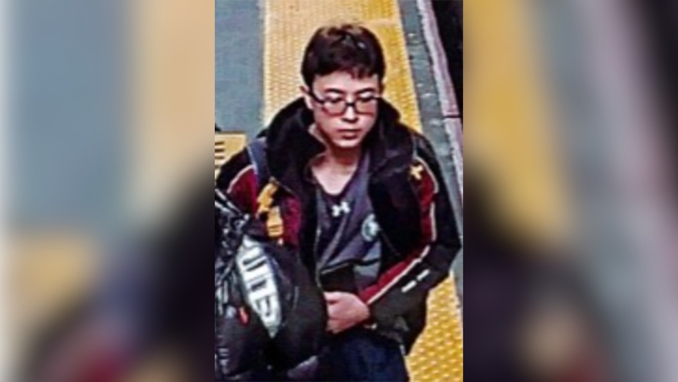  Divulgação/Suffolk County Police Department via People