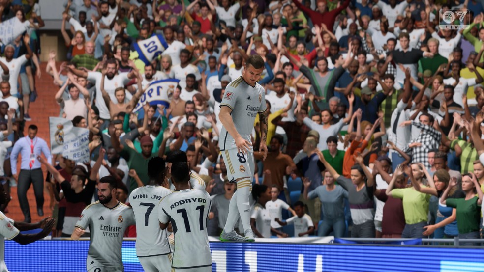 Toni Kroos comemorando um gol pelo Real Madrid no EA Sports FC 24 para PS5 — Foto: Reprodução/Yuri Hildebrand