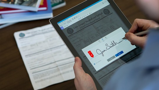 Adobe lança Acrobat Reader Document Cloud, novo leitor de PDF