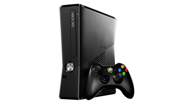 Xbox 360 Super Slim 4gb c/ Wi-Fi + 2 controles originais sem fio - completo.