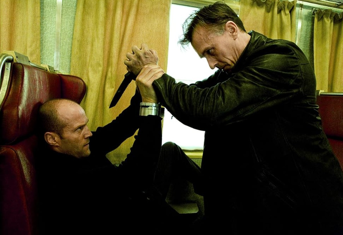 Veja 12 filmes de ação para assistir online e grátis na Pluto TV