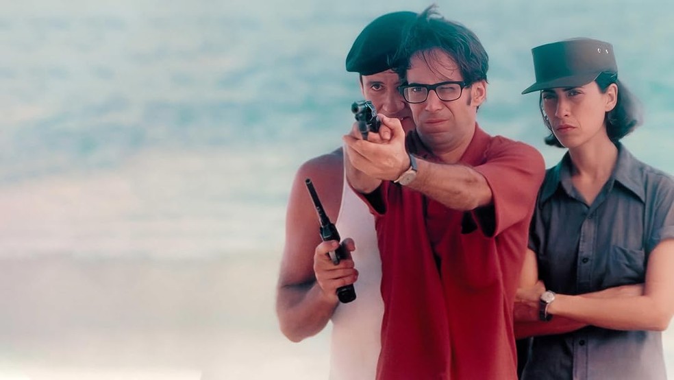 O Que é Isso, Companheiro? é baseado em fatos reais e no livro homônimo de Fernando Gabeira — Foto: Reprodução/IMDb