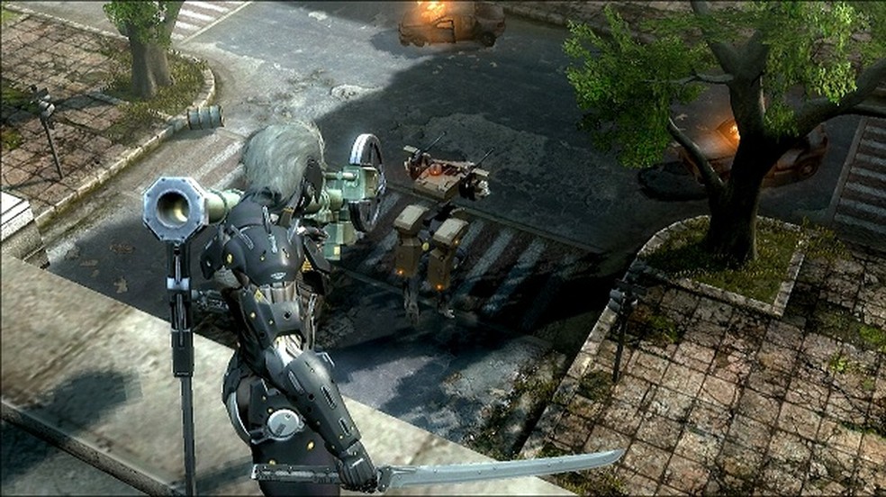 Raiden fatia policiais em novo trailer de Metal Gear Rising: Revengeance