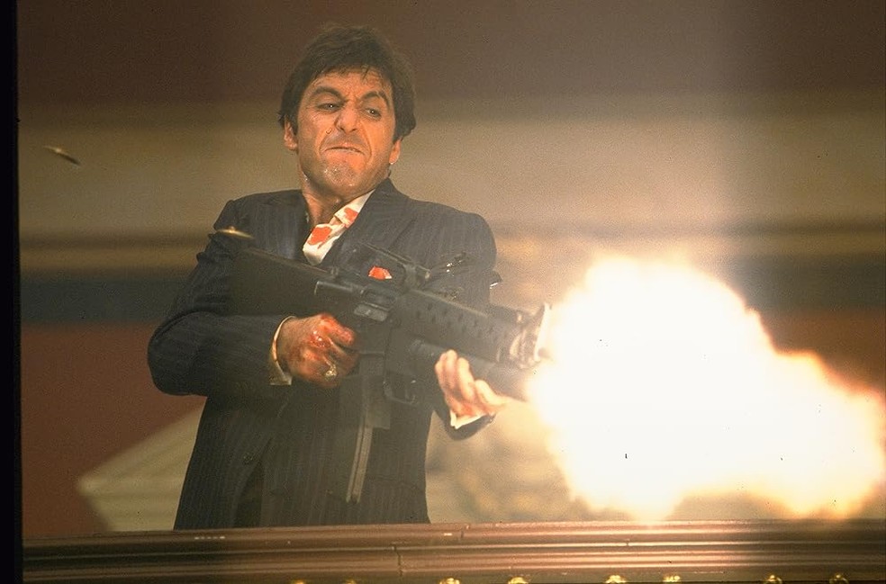Al Pacino é Tony Montana em Scarface, um dos grandes sucessos lançado no cinema em 1980 — Foto: Reprodução/IMDb