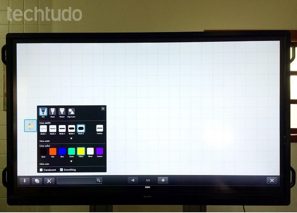 Review Monitor Sharp PNL703B