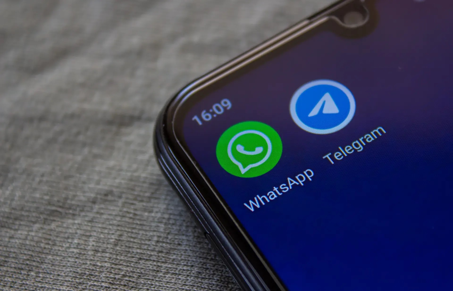 Você confia no WhatsApp? Veja se o app é mais seguro que o Telegram