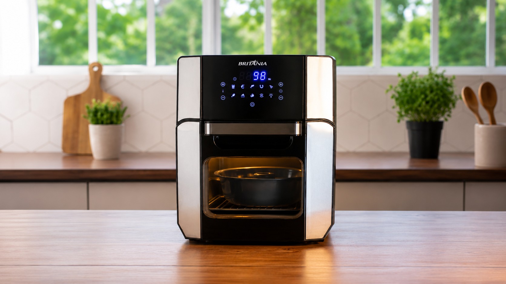 Mercado Livre derruba preço de air fryer 'forno' da Britânia