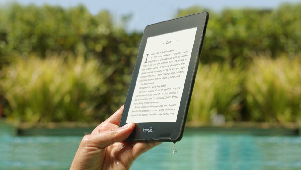 Kindle Paperwhite ganha resistência à água; preço começa em US
