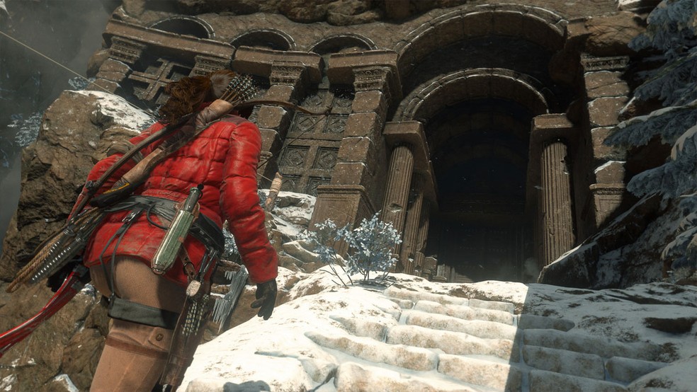 Em Rise of the Tomb Raider a aventureira Lara Croft encara novos desafios e começa a se tornar a lenda conhecida dos videogames — Foto: Reprodução/Steam
