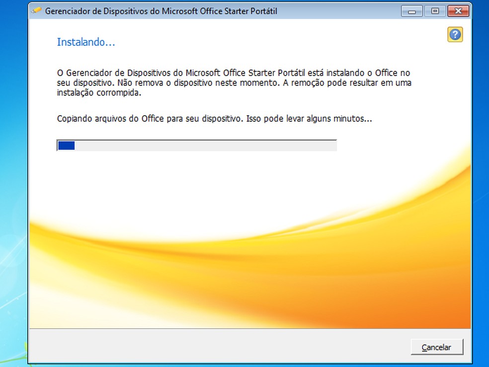 MS Office Starter Portátil sendo instalado no disco (Foto: Reprodução/Edivaldo Brito) — Foto: TechTudo