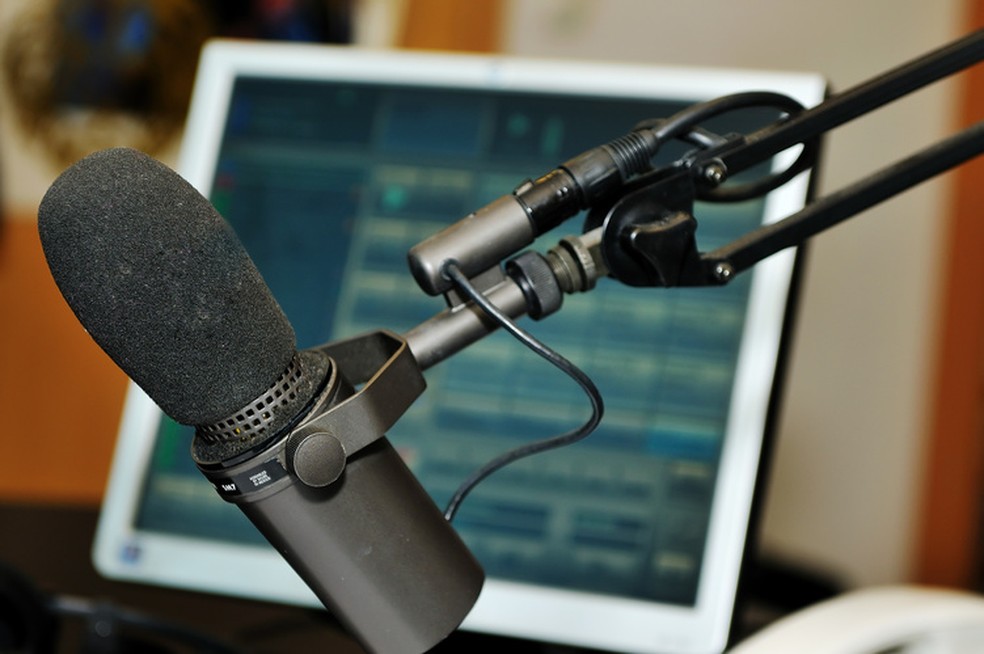 Blue FM ao vivo  Rádio Online Grátis