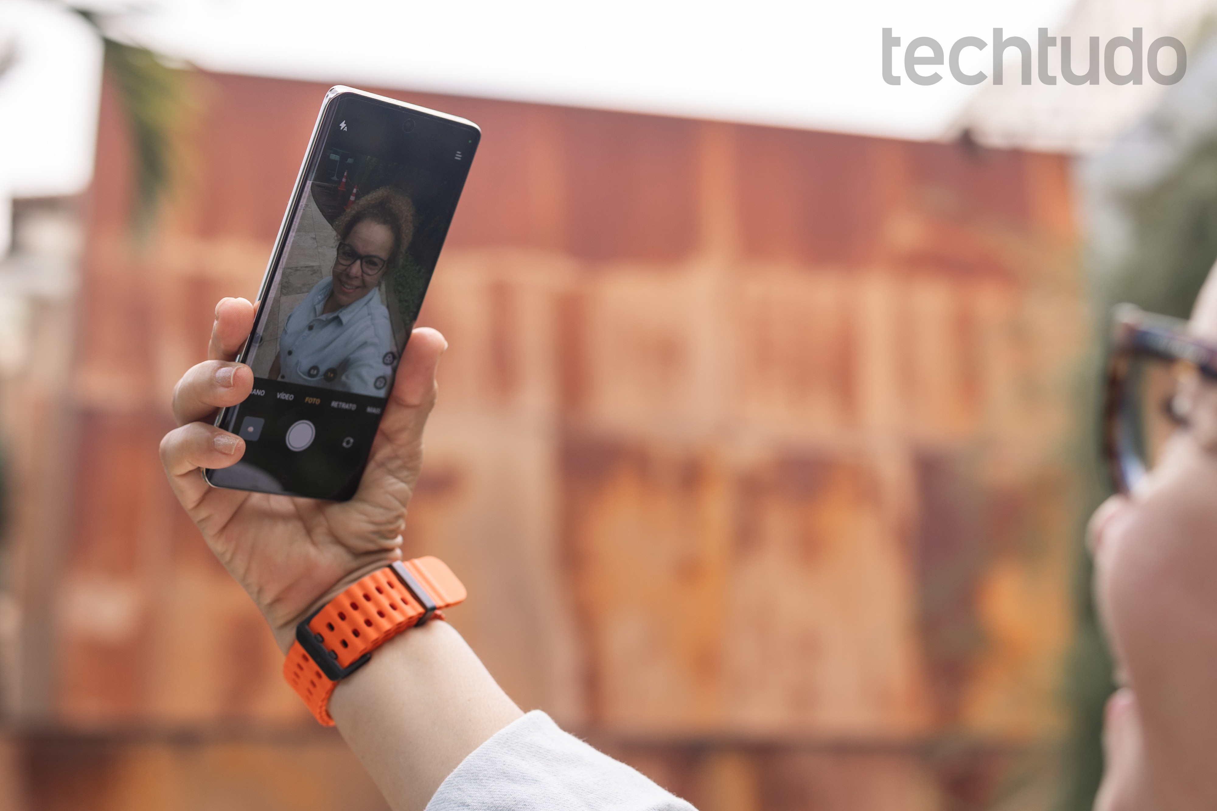 Celular com câmera frontal boa: veja 6 opções para arrasar nas selfies