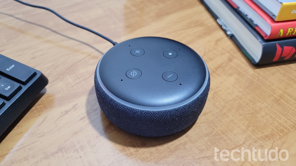 Caixa de Som Inteligente Alexa Echo Dot 3ª geração