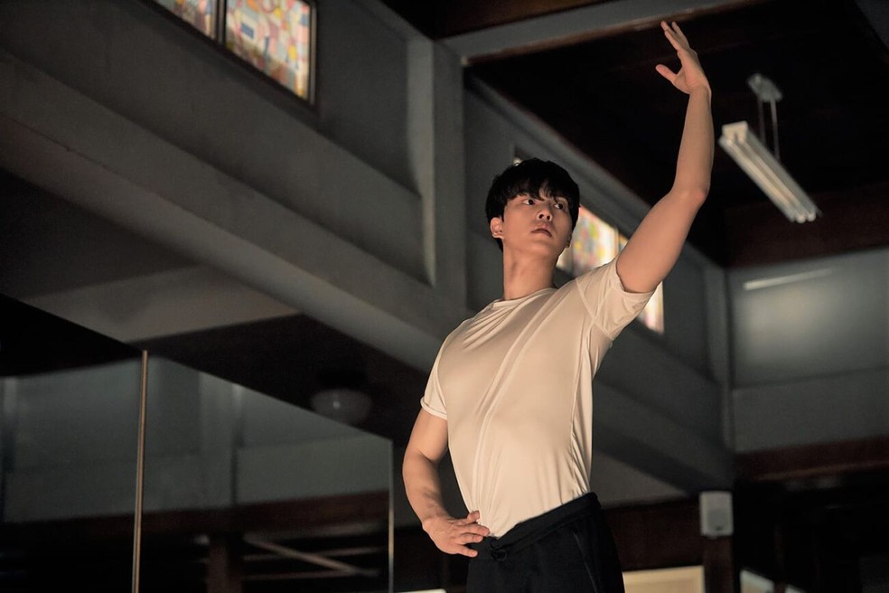 O K-drama Navillera é estrelado pelo ator sul-coreano Song Kang — Foto: Divulgação/Netflix
