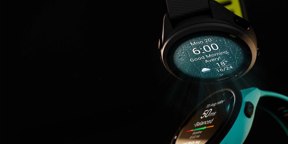 Garmin Forerunner 265 está disponível nas cores verde-água, branco pedra e preto/cinzento pó — Foto: Divulgação/Garmin