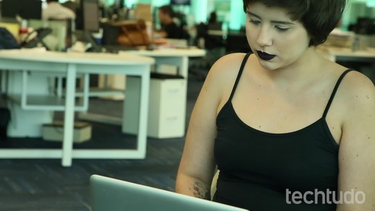 Facebook Stories não aparece na rede social