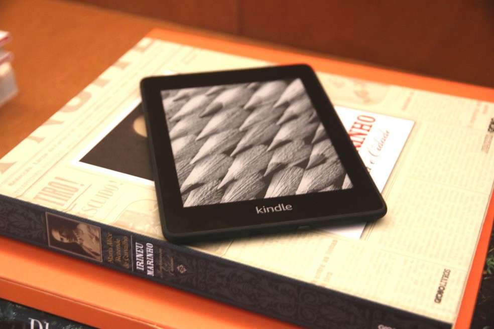 Kindle Paperwhite 2021 chega ao Brasil com nova porta USB-C; saiba