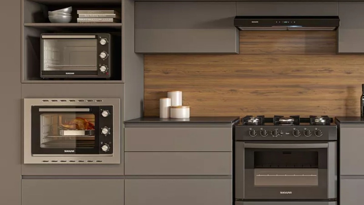 Forno elétrico com 110 V: 6 itens que vão otimizar seu tempo na cozinha