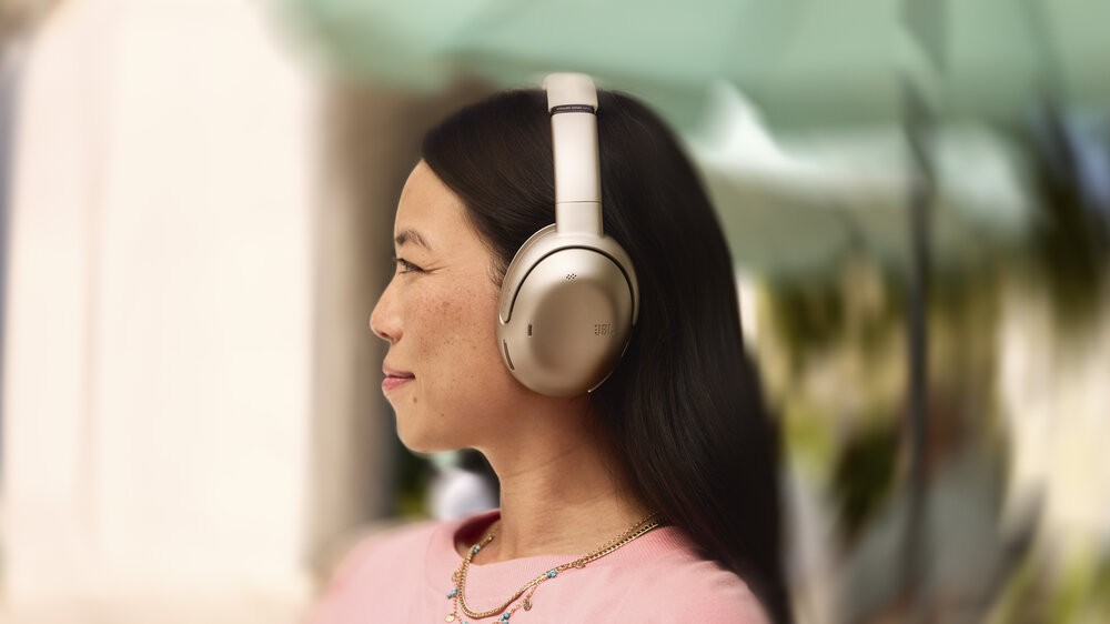 JBL anuncia caixas de som, fones e mais novidades para 2025 na CES; confira