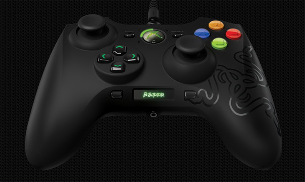 Razer lança controle de Xbox 360 com tela e seis botões extras