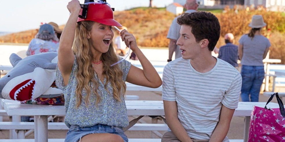 Que Horas Eu Te Pego? é comédia romântica com Jennifer Lawrence — Foto: Reprodução/IMDb