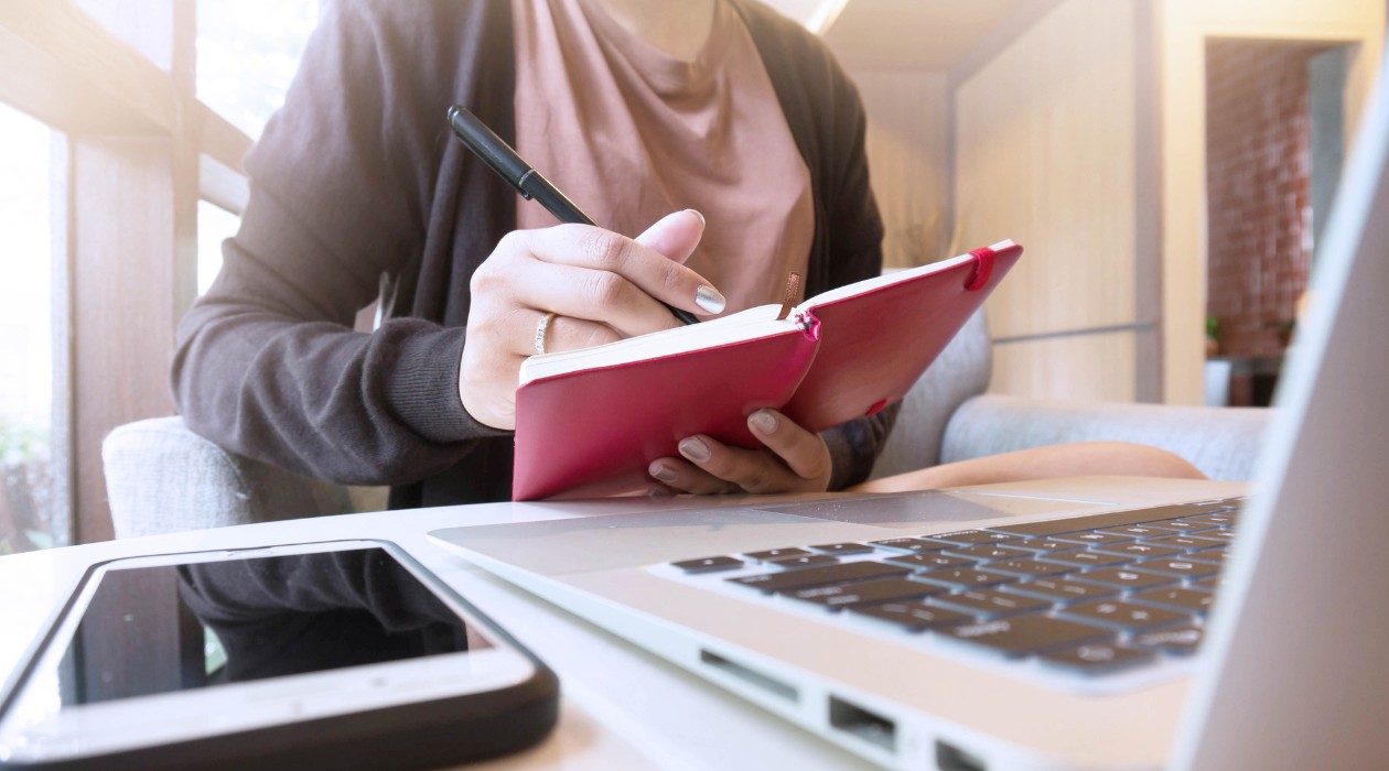 Jornalistas com IA: como usar a tecnologia para facilitar seu dia a dia