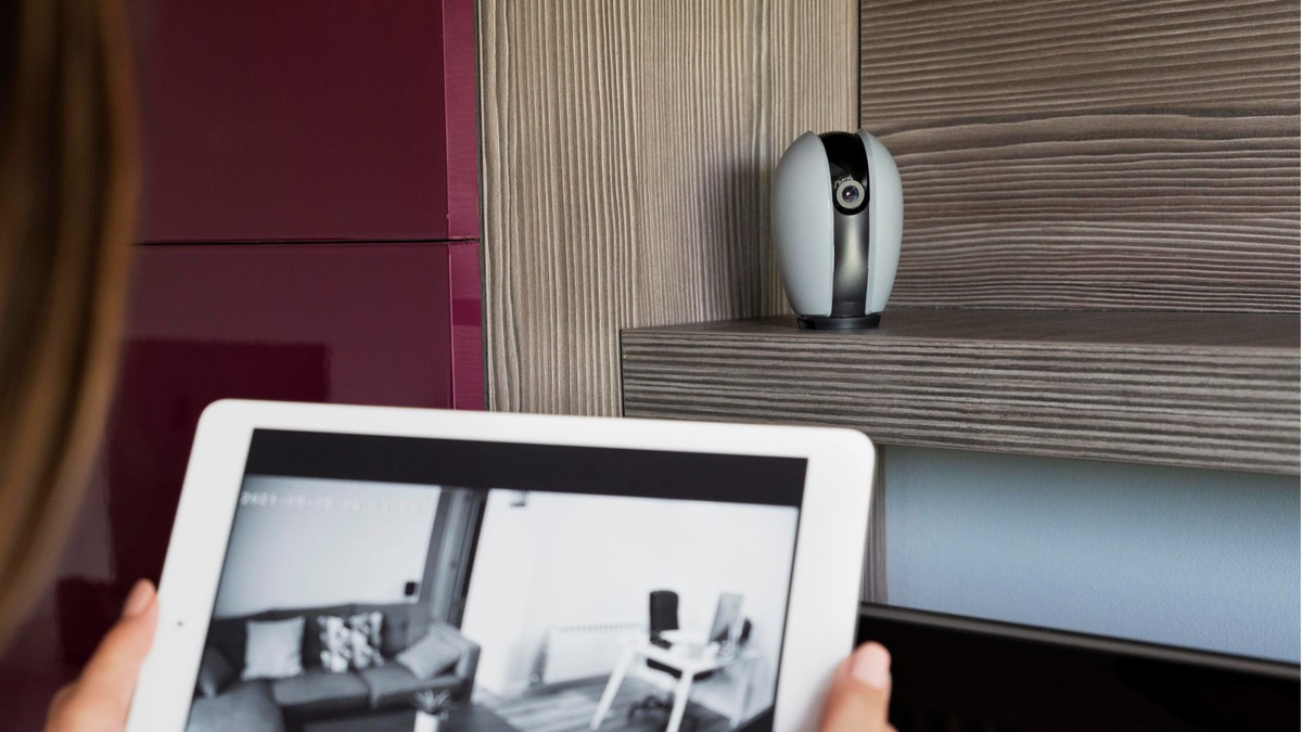 6 câmeras de segurança ao vivo para vigiar cada detalhe pelo celular