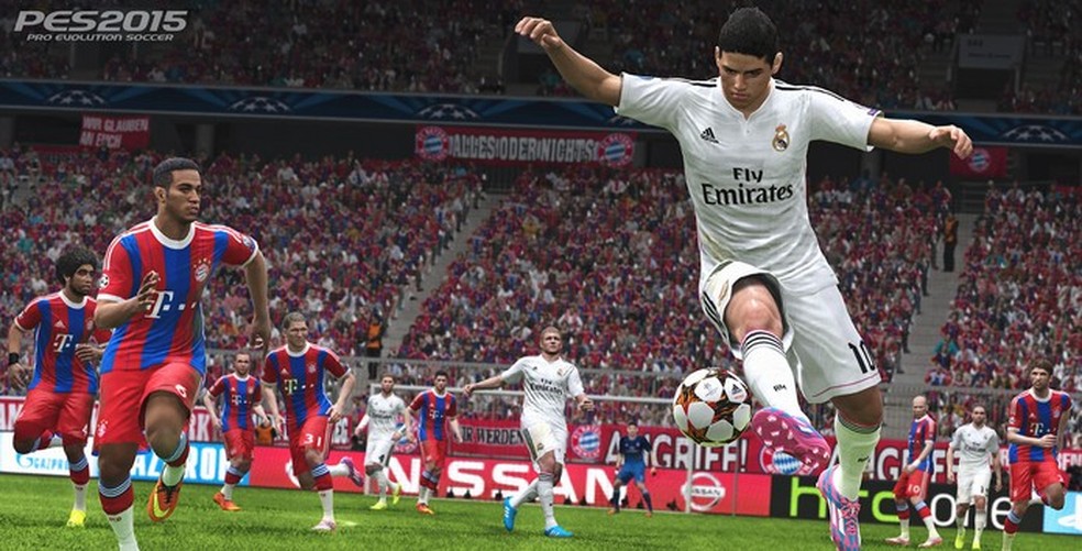 A inteligência artificial de PES 2015 está bem melhor do que na versão anterior (Foto: Divulgação) — Foto: TechTudo