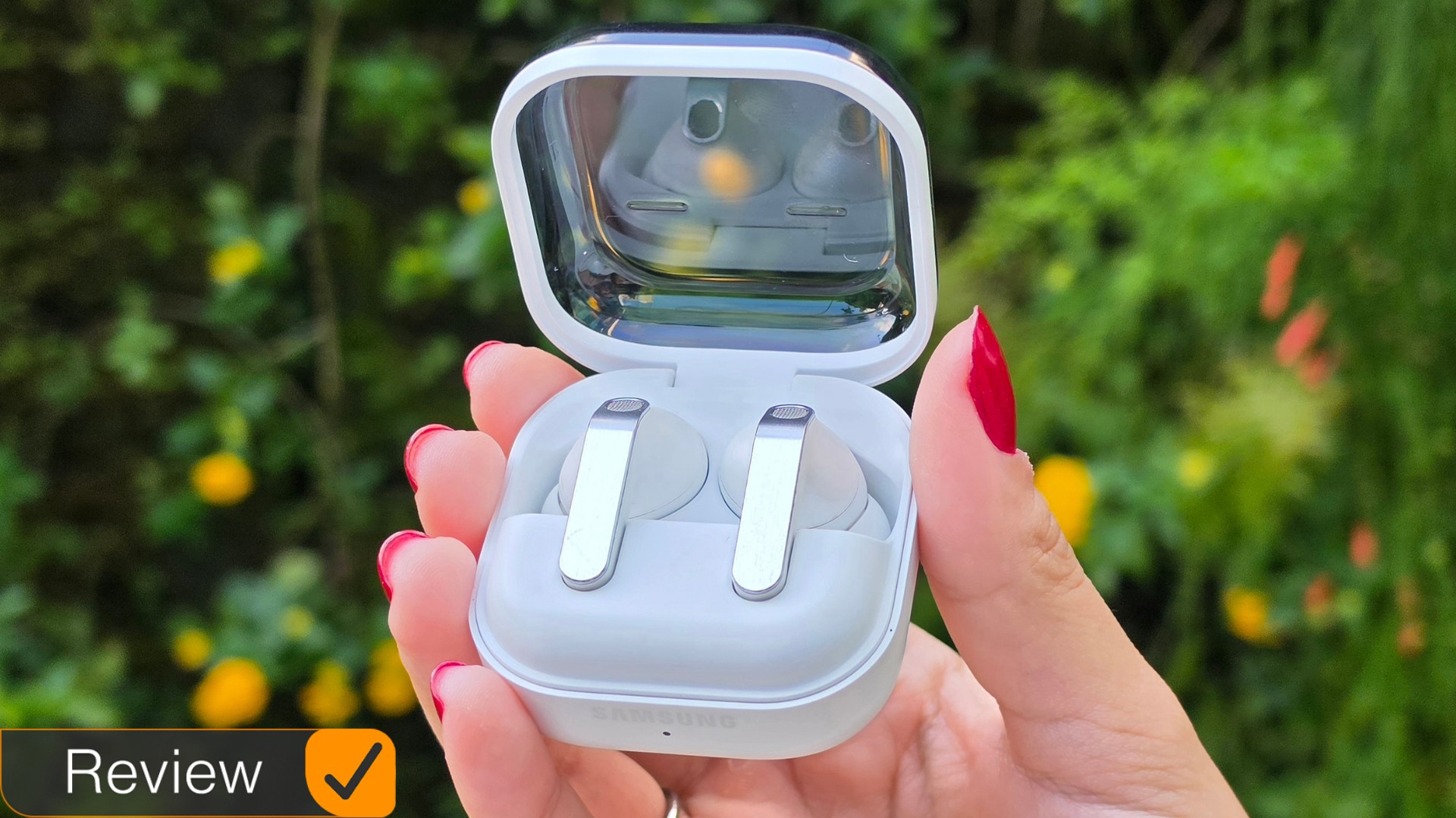 Review Galaxy Buds 4 Pro: fone entrega experiência sonora completa