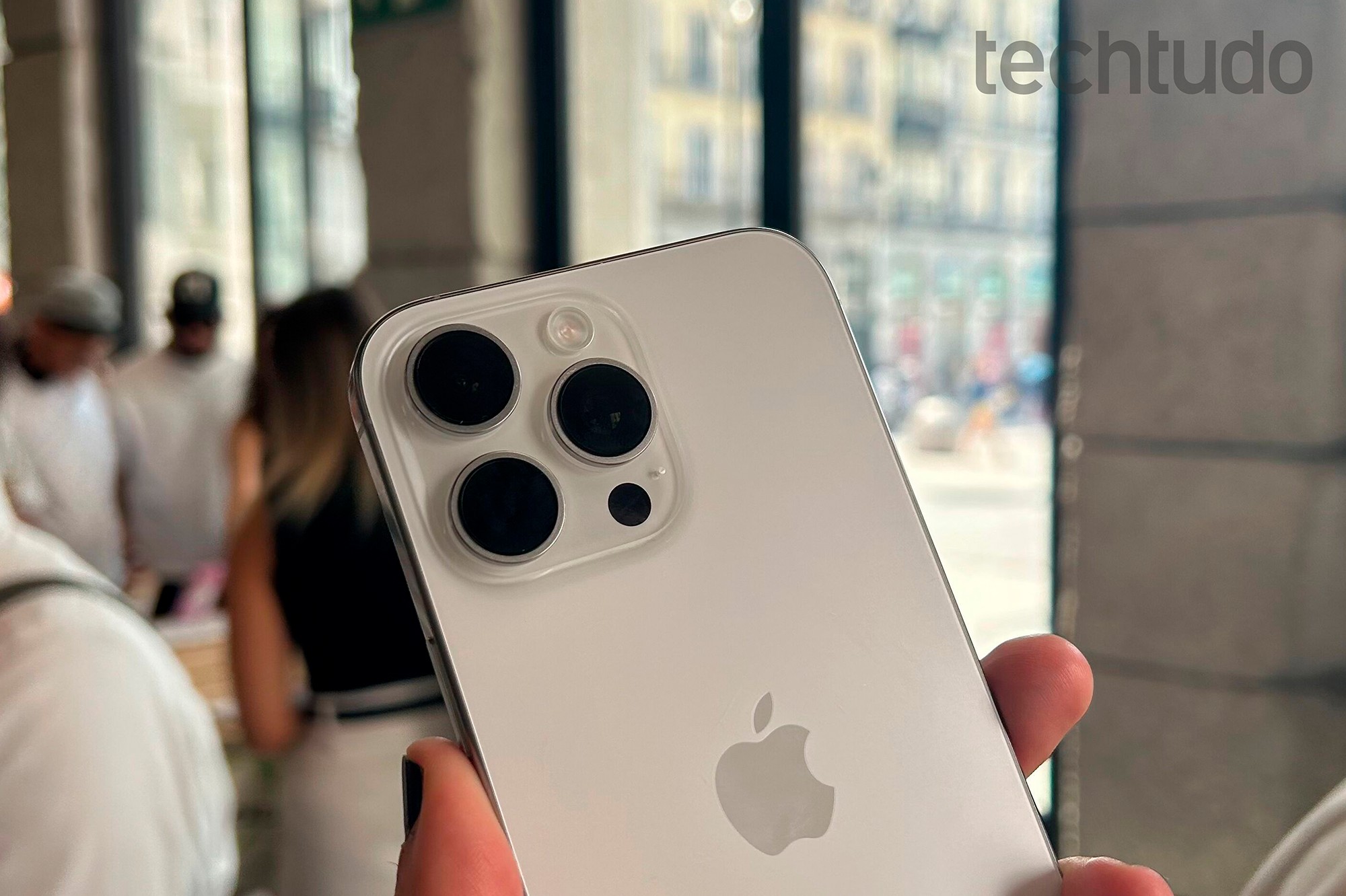 4 celulares com as melhores câmeras frontais para a selfie perfeita em 2026