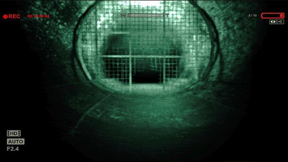 Outlast: aprenda a jogar o game de terror para PC e PS4