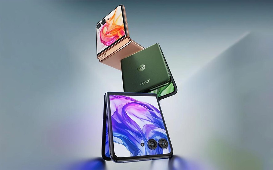 Novo V3: Motorola lança Razr 50 com tela externa gigante e