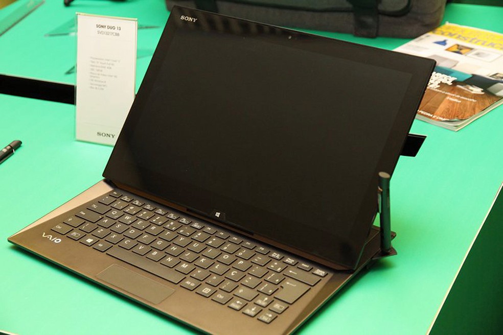 Duo 13, híbrido da Sony: ultrabook ou tablet? (Foto: TechTudo / Fabrício Vitorino) — Foto: TechTudo