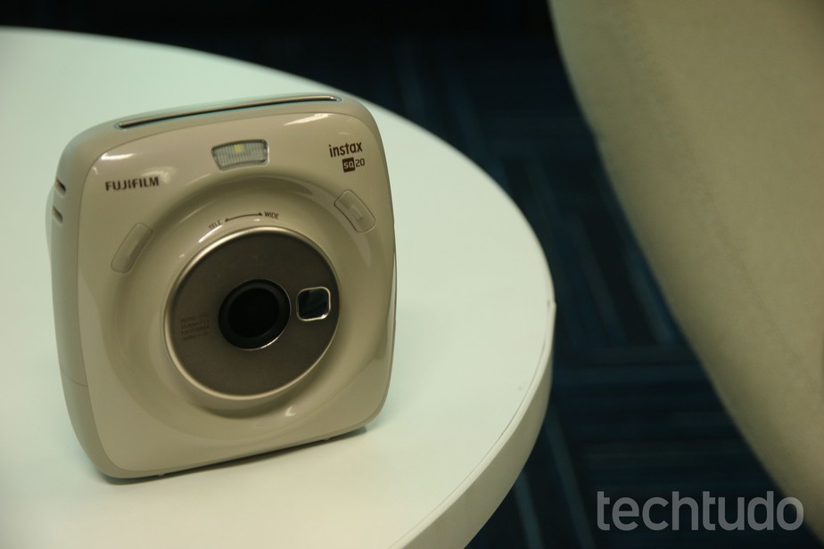 Review Instax Square SQ20: câmera imprime fotos e frames de vídeos