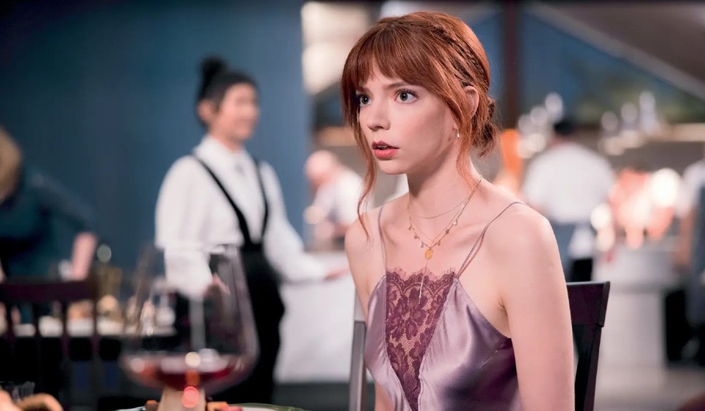 Onde assistir a O Menu? Filme ganha data de lançamento no streaming